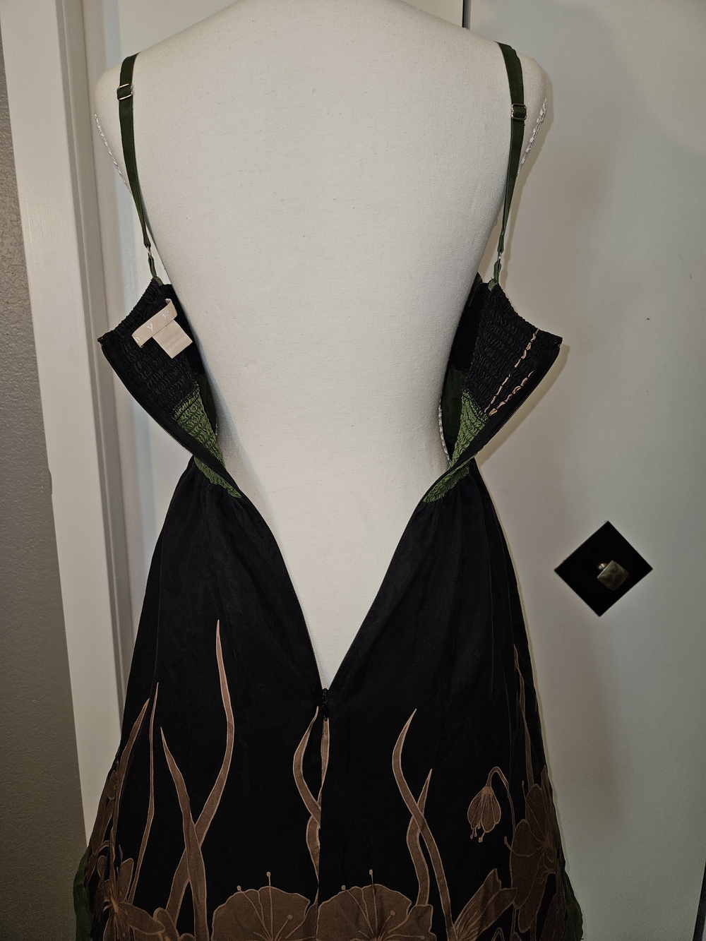 Silk 100% Silk Green and Black Floral Fit-and-Flare Sundress - Picture 8 of 15
